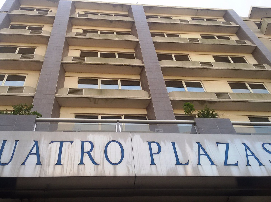 Hotel Cuatro Plazas主图