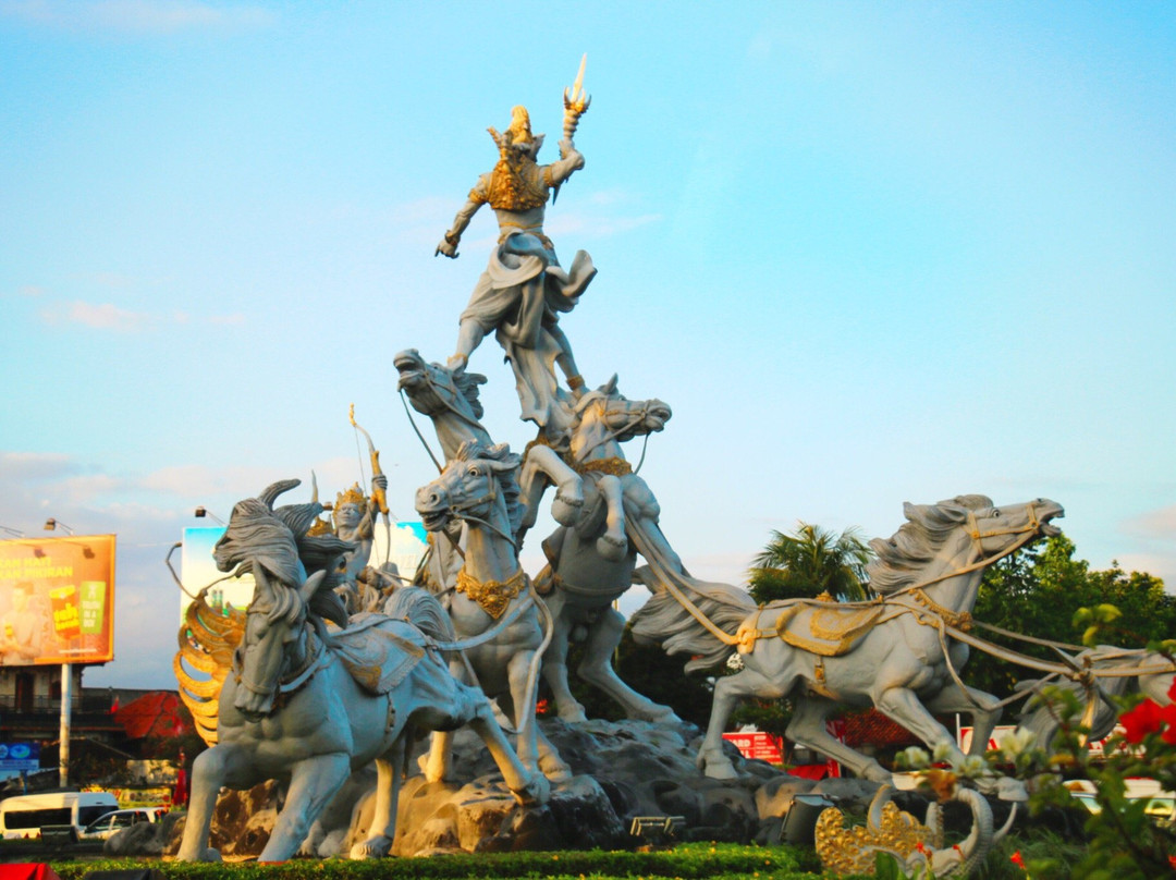 Satria Gatotkaca Statue景点图片
