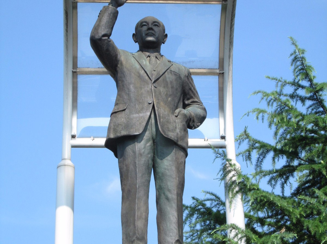 Tanaka Kakuei Statue-南鱼沼市必去景点