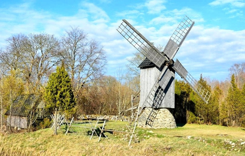 Eemu Windmill景点图片