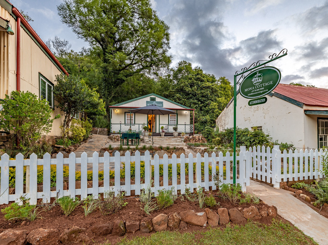 Mona Cottage Guest House