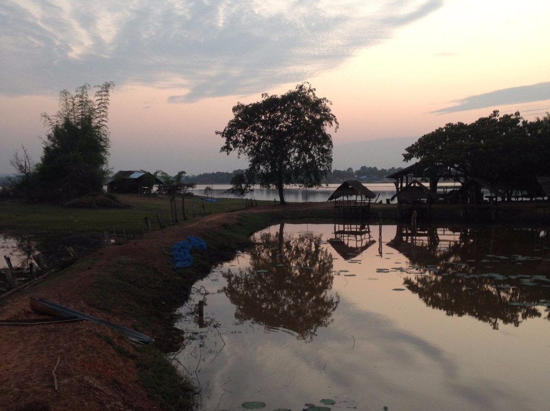 Bungva lake景点图片