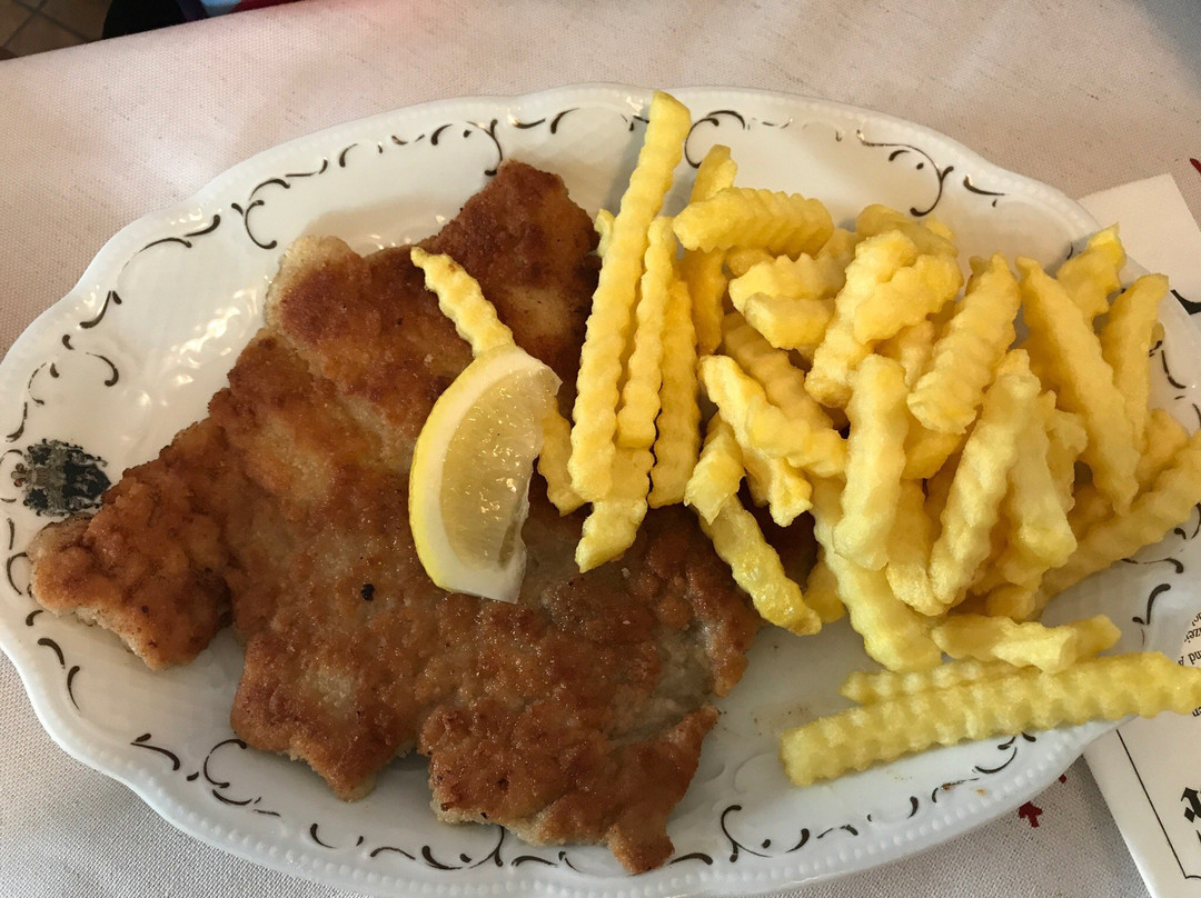 阿德尔斯多夫餐馆和美食-Brauerei & Gasthof Rittmayer