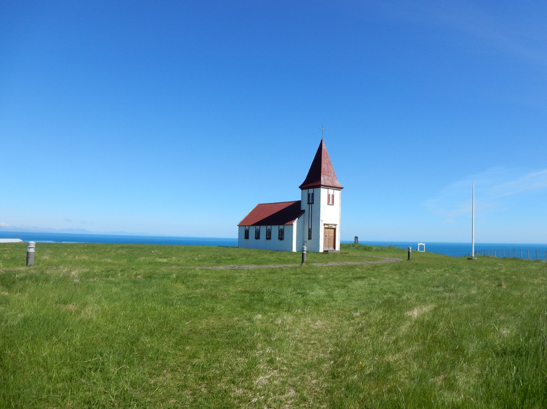 Hellnar旅游景点-Hellnar Church