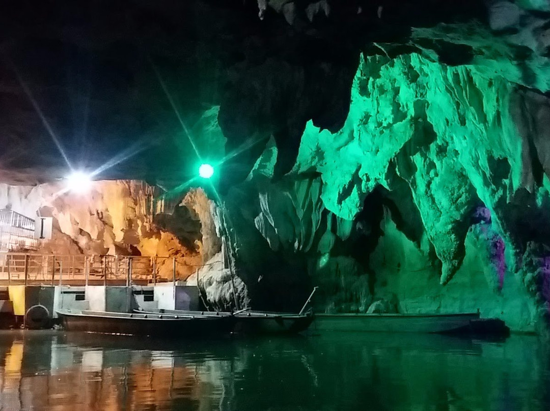 仙桥地下河-英德市必去景点