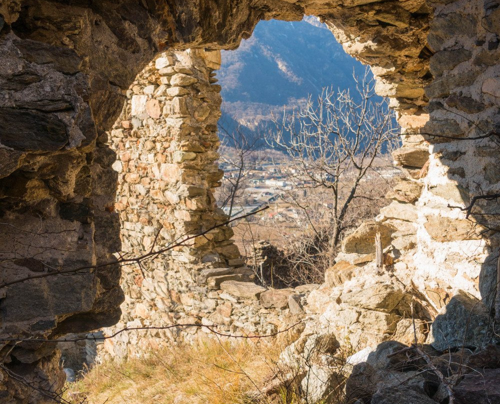 Castello di Cesnola景点图片