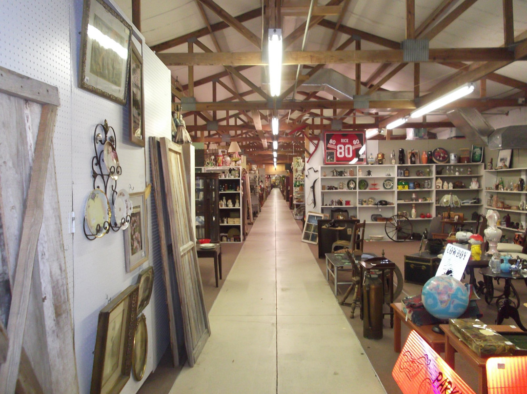 Webb's Antique Mall景点图片