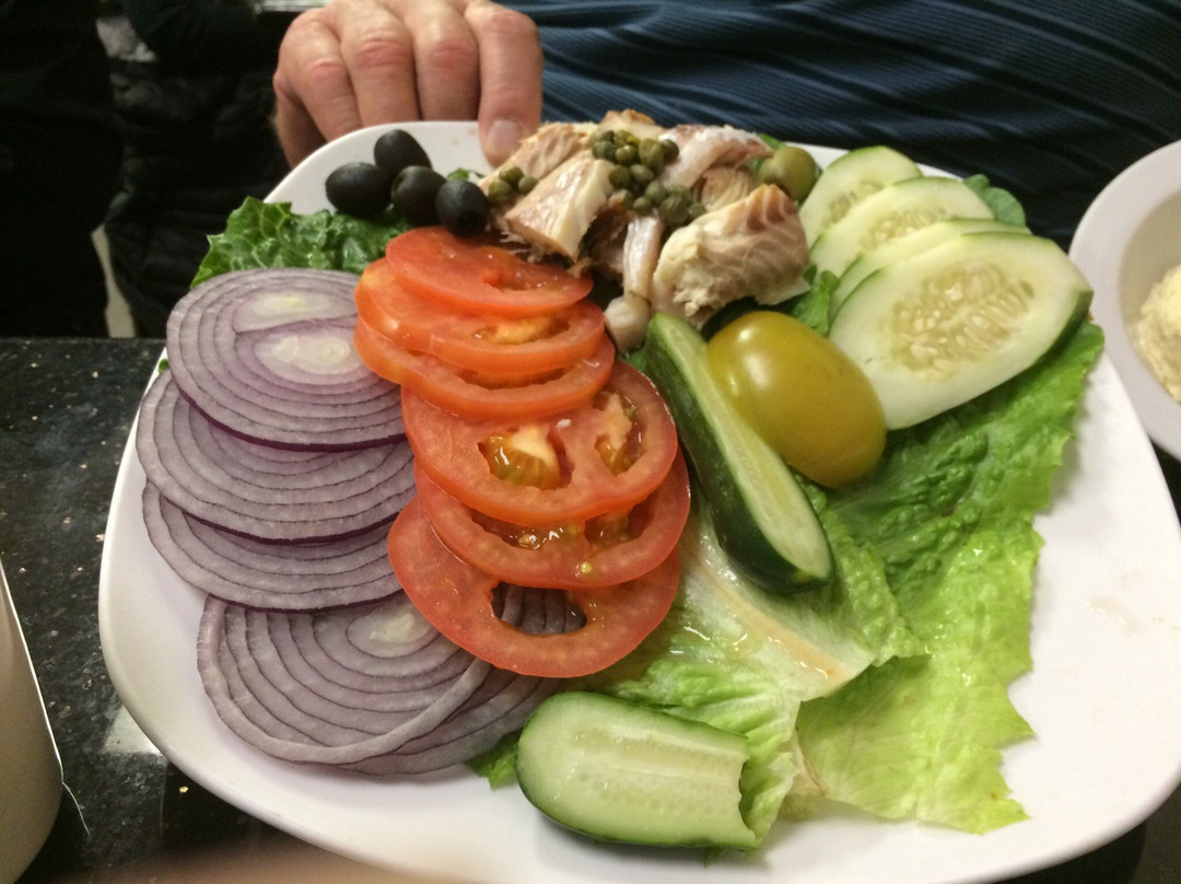 亨德森餐馆和美食-Weiss Restaurant Deli Bakery