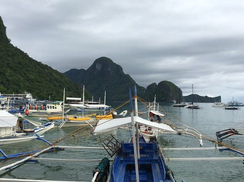 Sea Dog Diving-爱妮岛必去景点