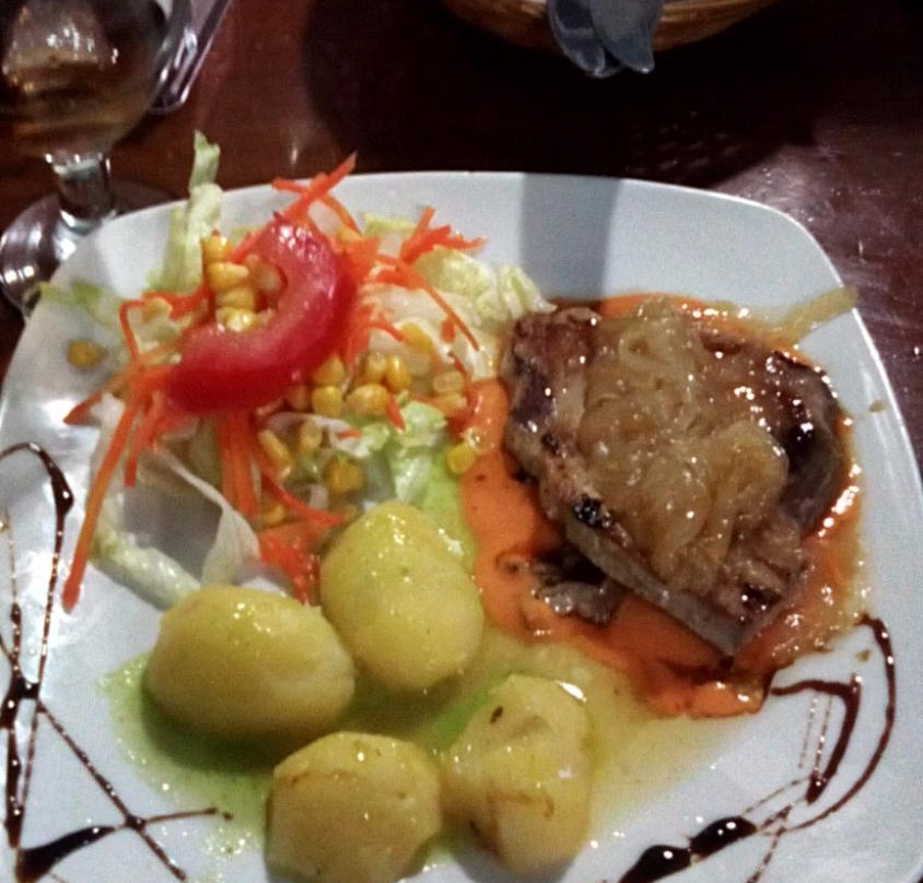 Torre de la Reina餐馆和美食-Tamarguillo Tapas