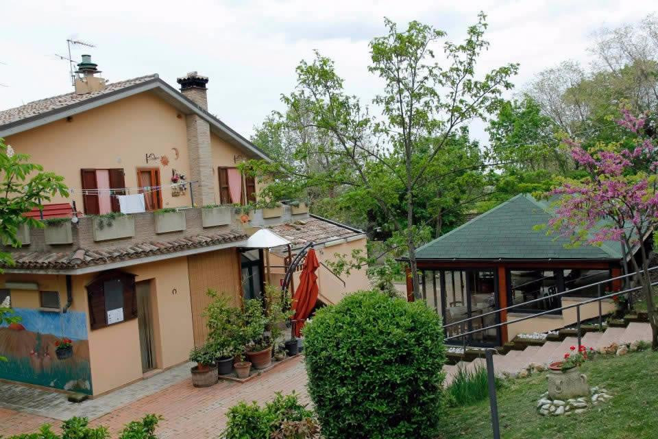 Fenile餐馆和美食-Agriturismo Il Prato dei Grilli