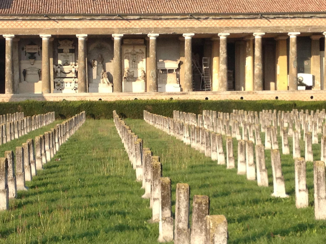 Cimitero Di San Cataldo景点图片