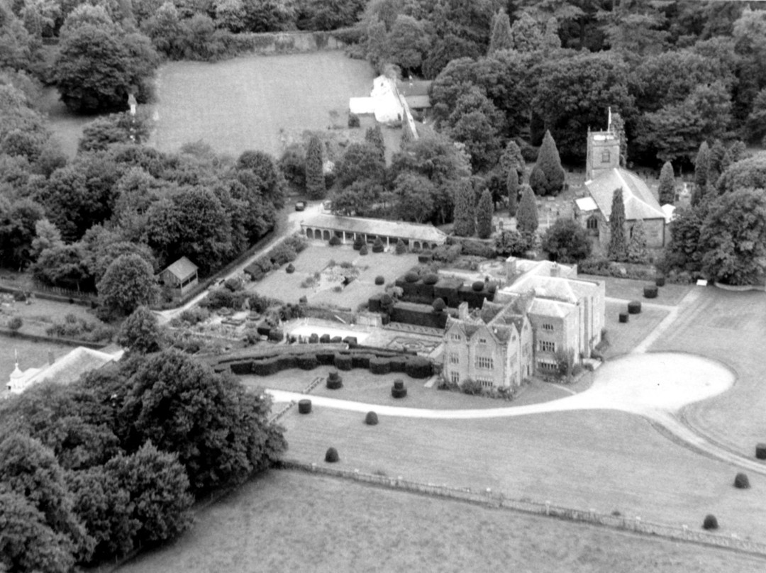 Peover Hall & Gardens-纳茨福德必去景点