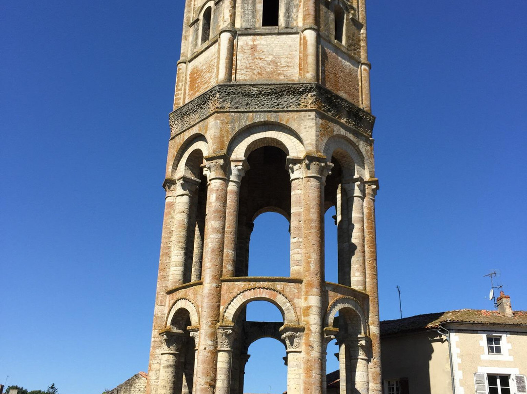 Abbey of Charroux景点图片