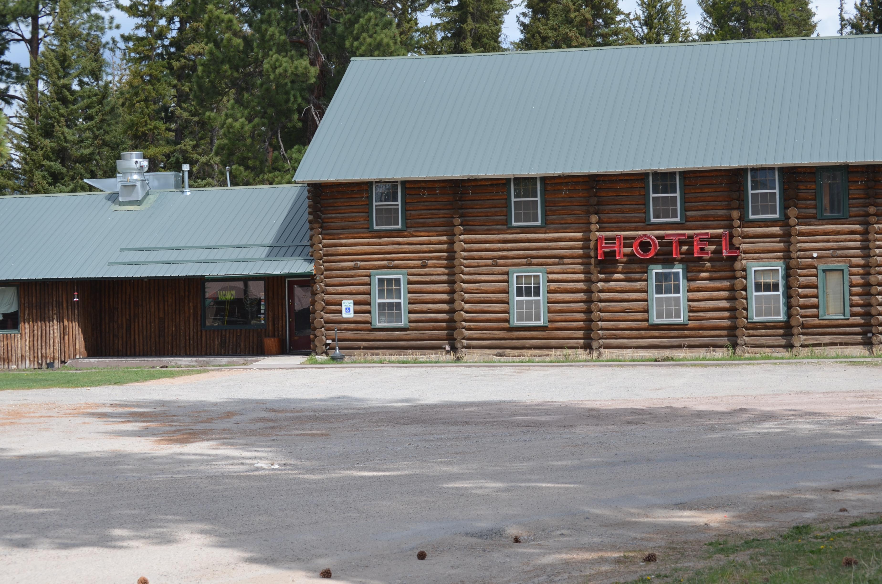 Lincoln Log Hotel-客卧
