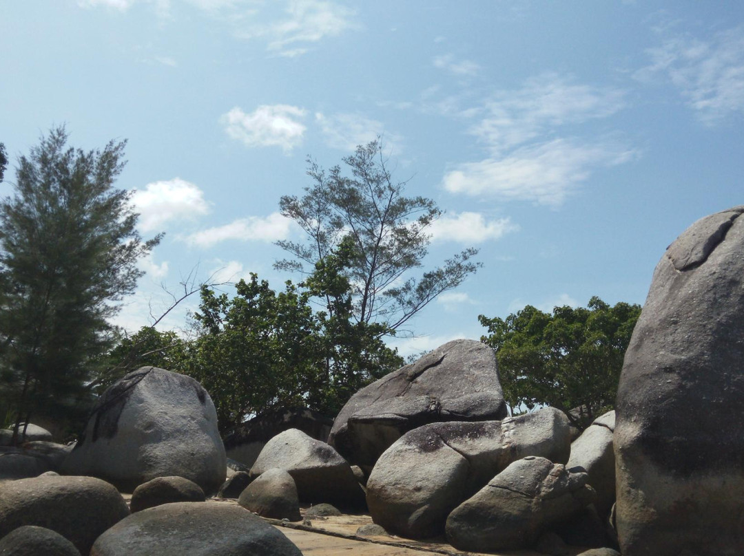 Penyabong Beach-勿里洞岛必去景点