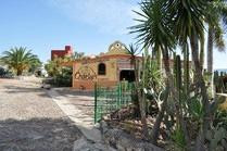 Charlys Bungalows