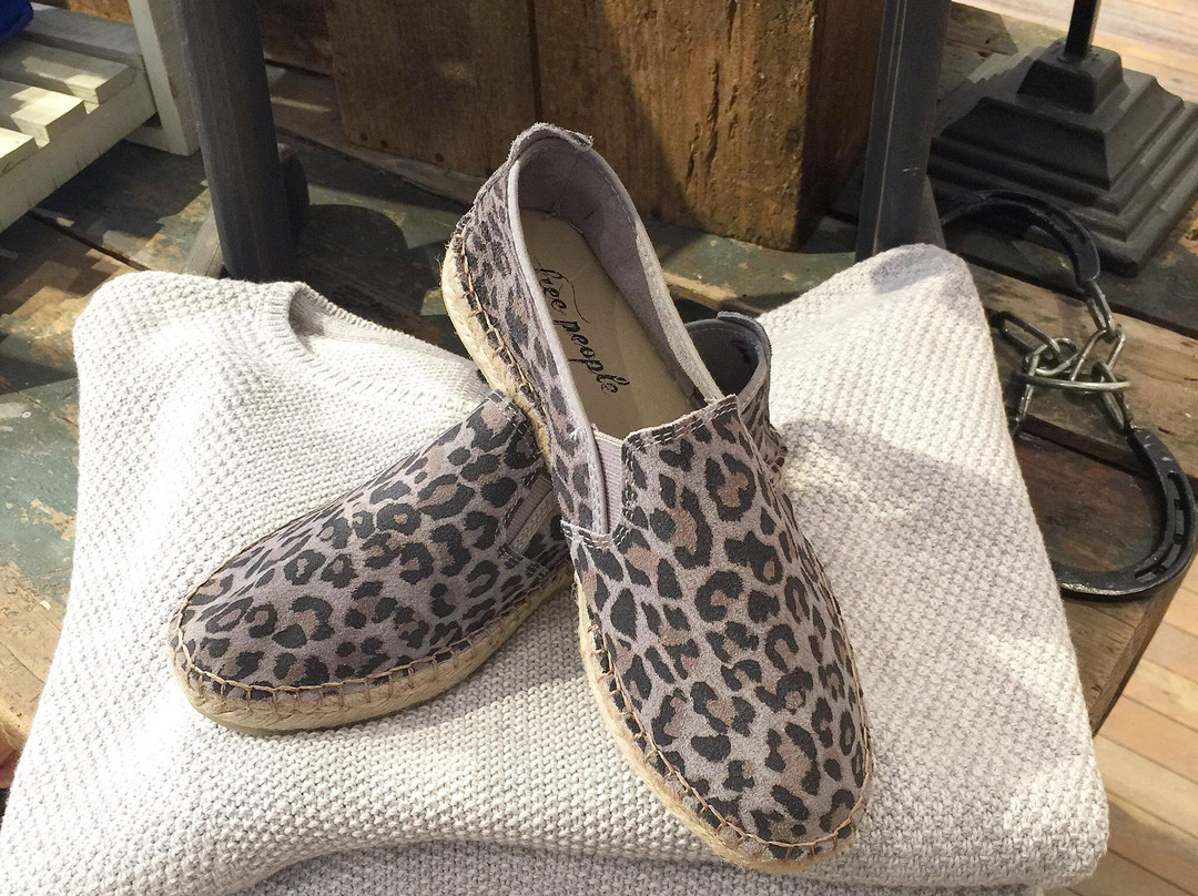 37 Central Clothiers-伍德斯托克必去景点