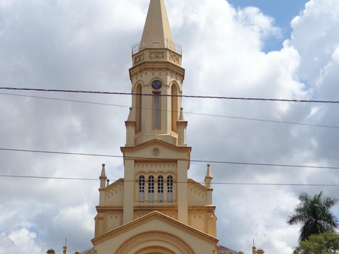 Fonte Sonora Luminosa Gazeta de Bebedouro-Bebedouro必去景点