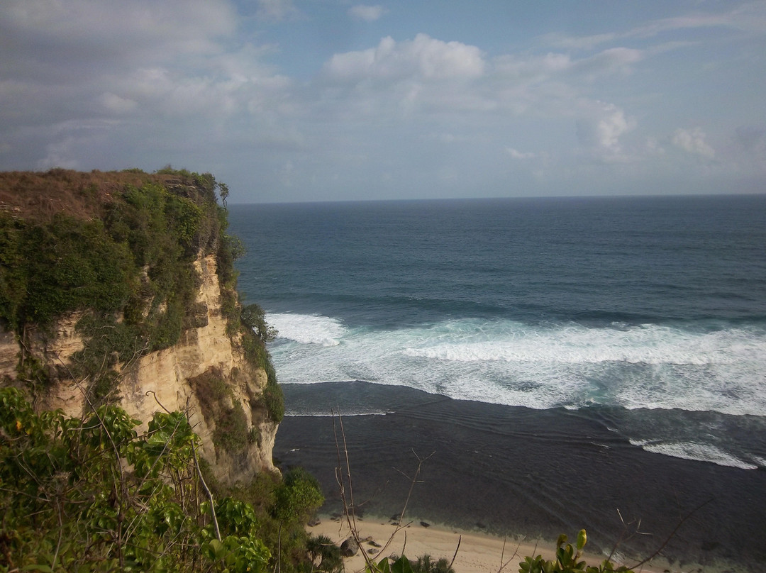 Buyutan Beach景点图片