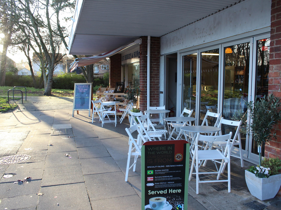 Wroughton餐馆和美食-Berrys Butchers and Cafe