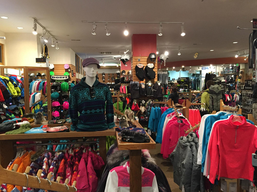 Christy Sports Ski and Snowboard-基斯通必去景点