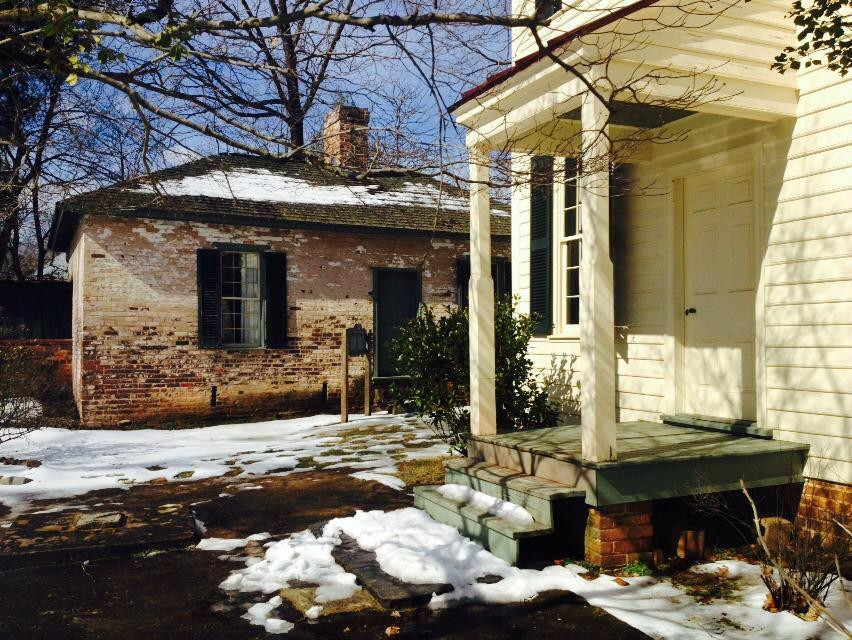 Burwell School Historic Site景点图片