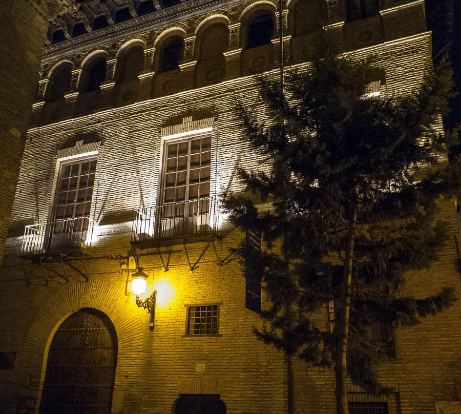 Palacio Real Maestranza de Caballeria Zaragoza-萨拉戈萨省必去景点