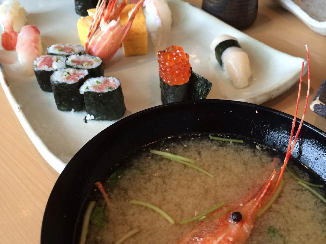 真冈市餐馆和美食-Sushi Yamahoshi