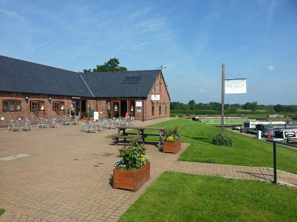 Wettenhall餐馆和美食-Church Minshull Aqueduct Marina