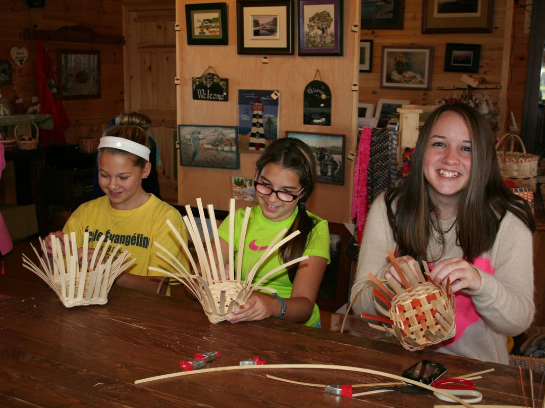 Island Traditions Store:Home of the Basket Weavers-Richmond必去景点