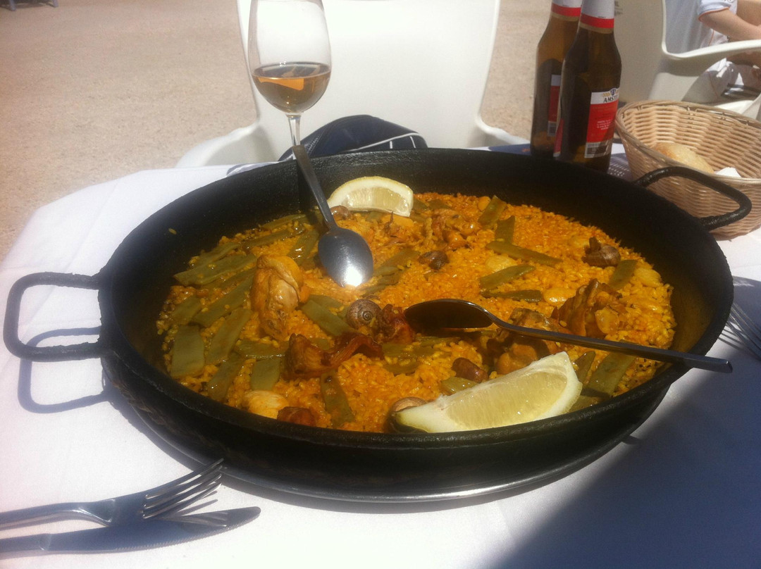 Pinedo餐馆和美食-Restaurante Tropical