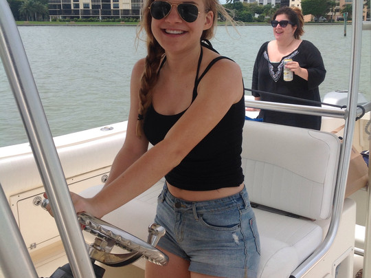 Chubby's Tropical Adventures-迈尔斯堡海滩必去景点