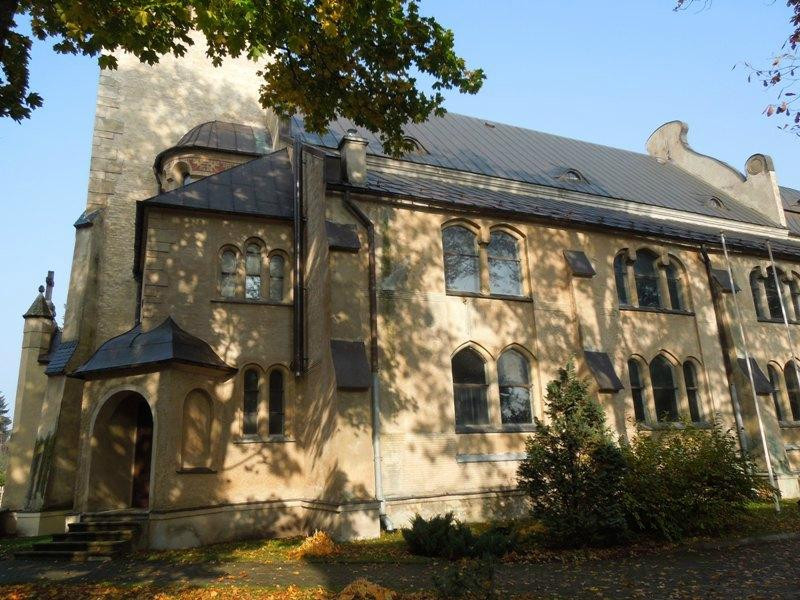 Dubulti Lutheran church景点图片