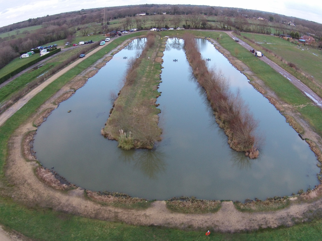 Orchard Lakes Fishery-New Milton必去景点