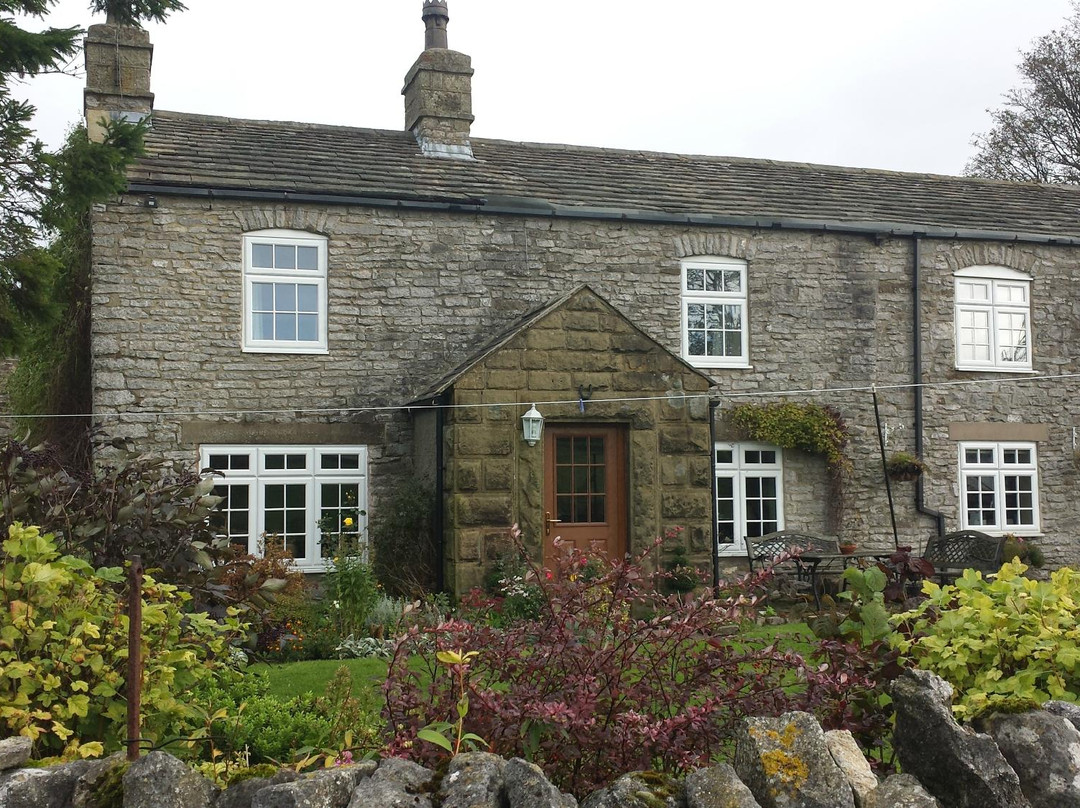 Housley Cottages