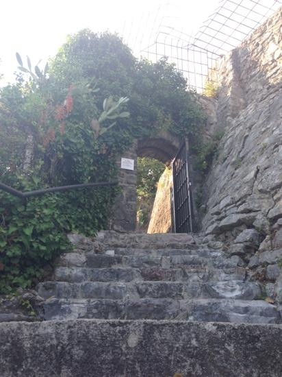 Herceg Novi Theatre-赫尔采格诺维必去景点