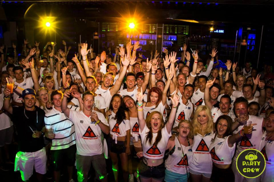 Party Crew!-晴滩必去景点