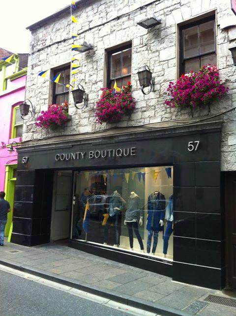 County Boutique景点图片
