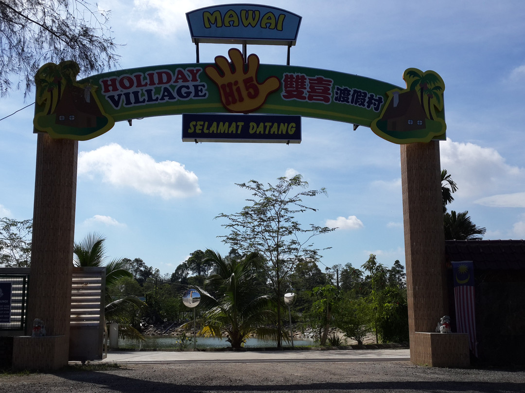 OYO 89799 HI 5 Holiday Village