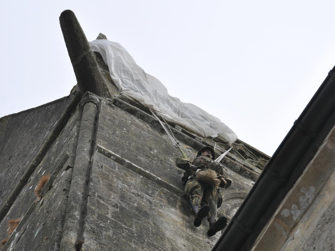 Military Might Day Tours-巴约必去景点