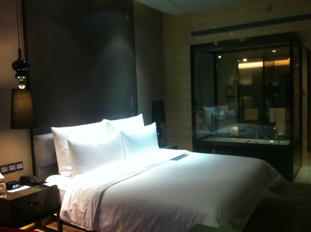 重庆富力艾美酒店主图