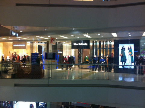 百联又一城购物中心-上海市必去景点