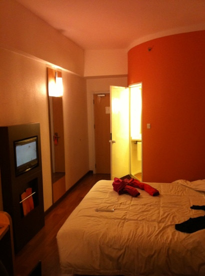 宜必恩酒店主图