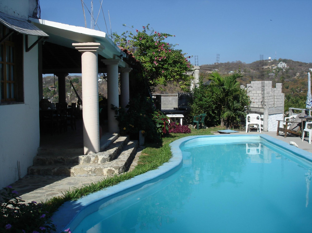 Monte Cristo Bungalows