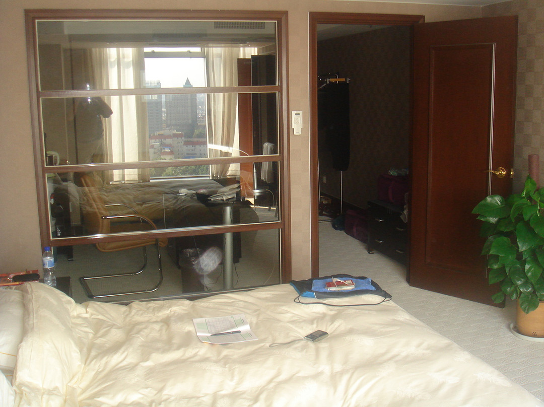 苏宁环球套房饭店主图