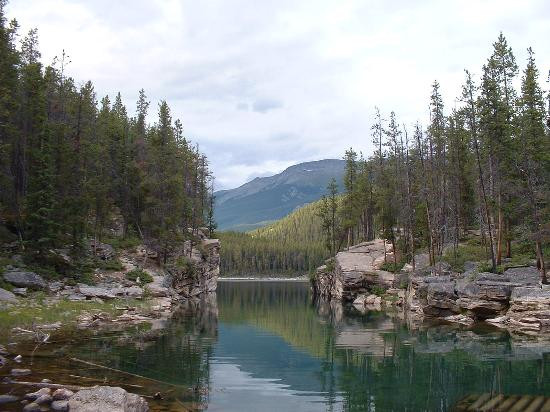 Horseshoe Lake-贾斯珀国家公园必去景点