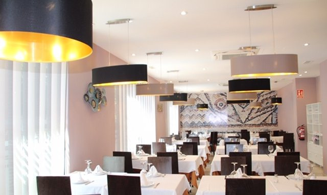 马德里卡尼亚达新镇餐馆和美食-Costimar