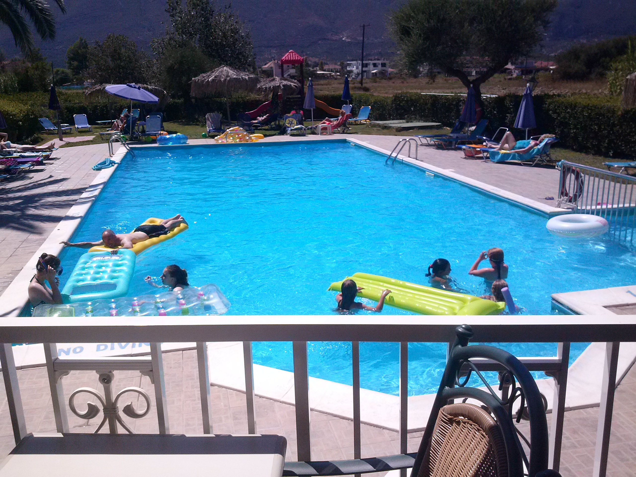 Grapevines Hotel-官方