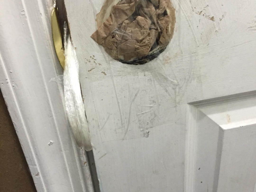 Lesly Restaurant Bar and Grill